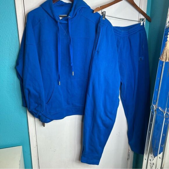 Savage X Fenty sweatshirt and sweatpants set top is small bottom is medium man - Picture 1 of 9